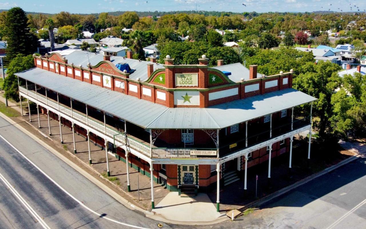 Historic Star Lodge And Station Masters House Narrandera Extérieur photo