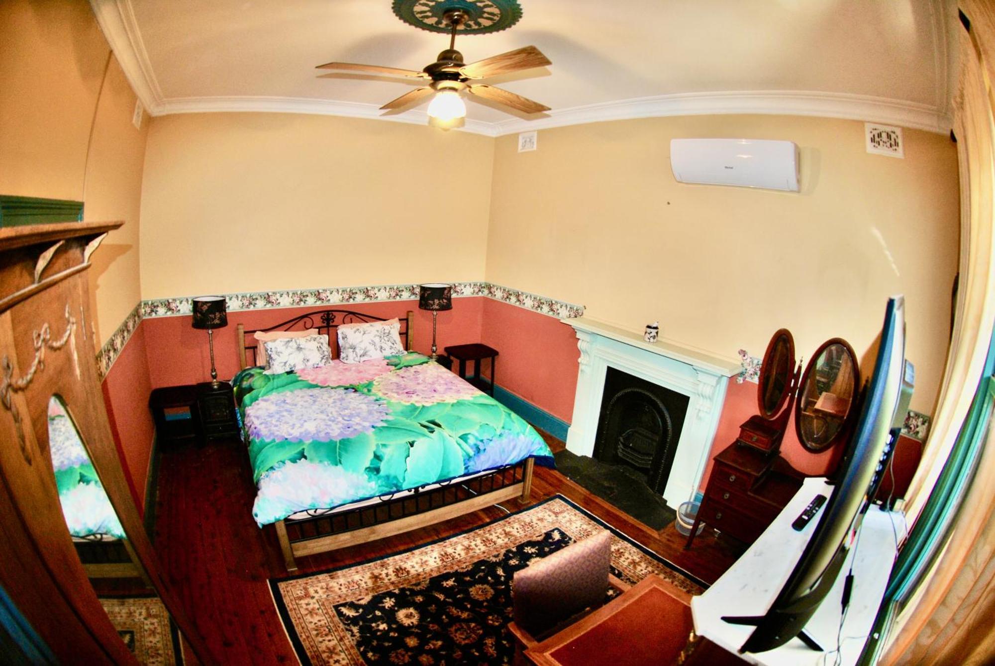 Historic Star Lodge And Station Masters House Narrandera Chambre photo
