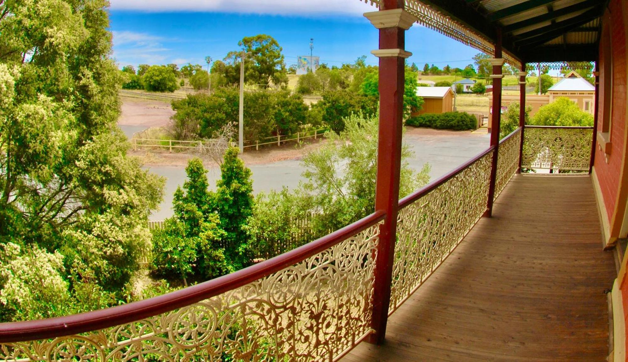 Historic Star Lodge And Station Masters House Narrandera Chambre photo